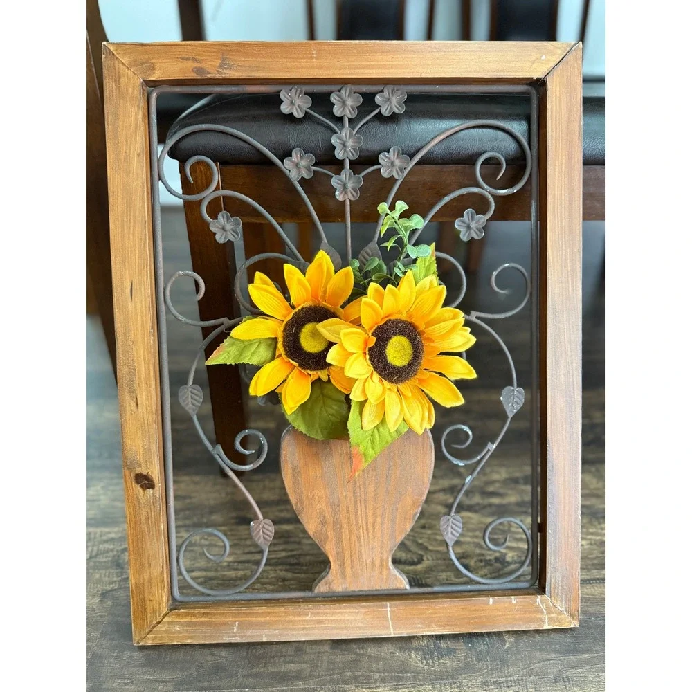 Wood & Metal Floral Wall Decor Rustic Vase Flower Accent‎ Farmhouse Style